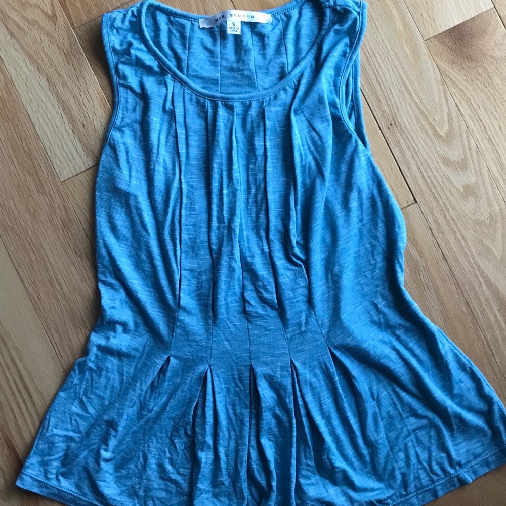 Max Studio pleated tank